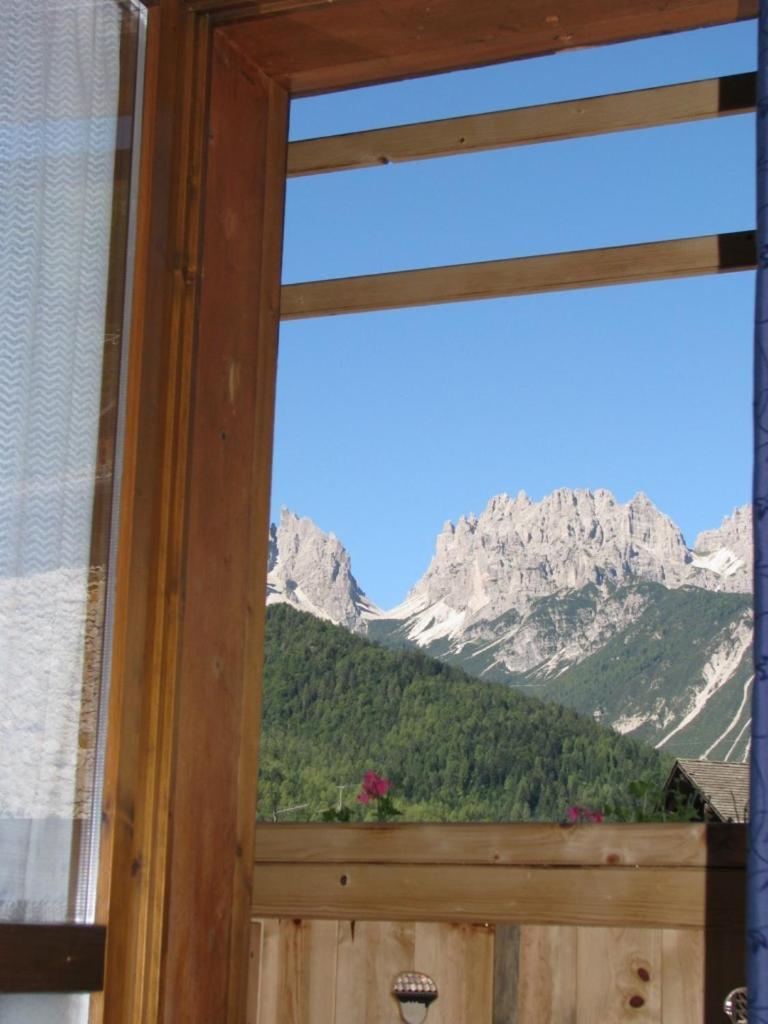 Albergo Centrale Форни ди Сопра Екстериор снимка